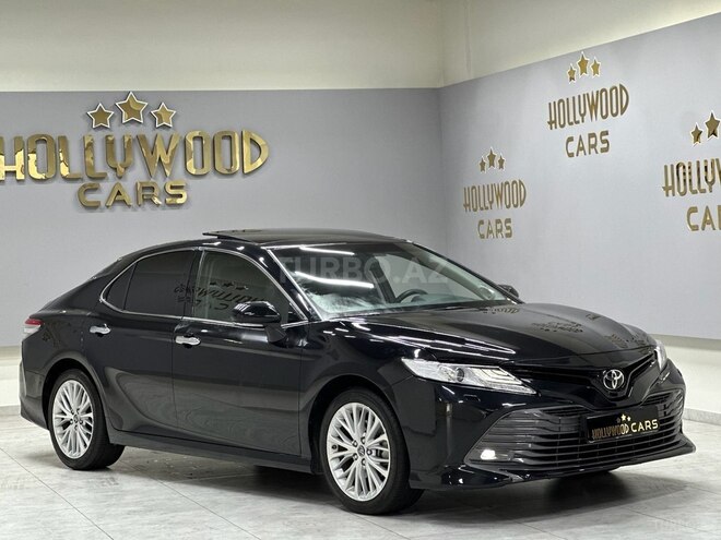 Toyota Camry-1