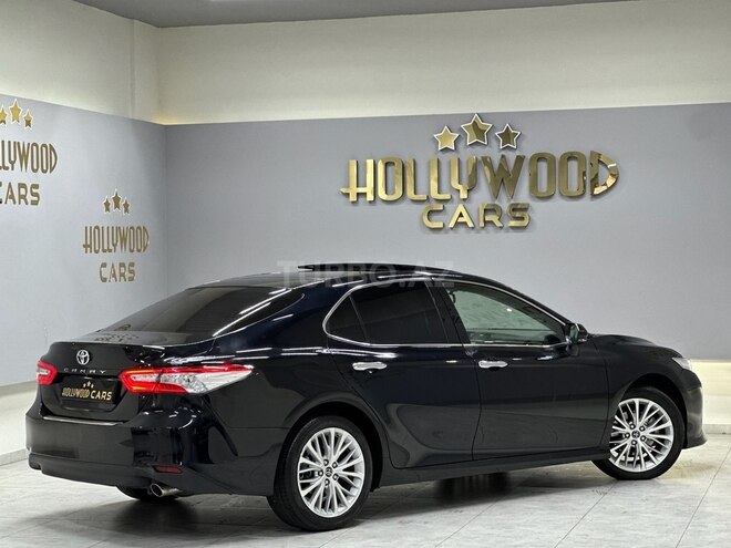 Toyota Camry-7