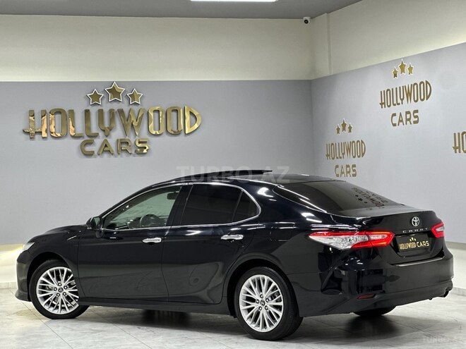 Toyota Camry-9