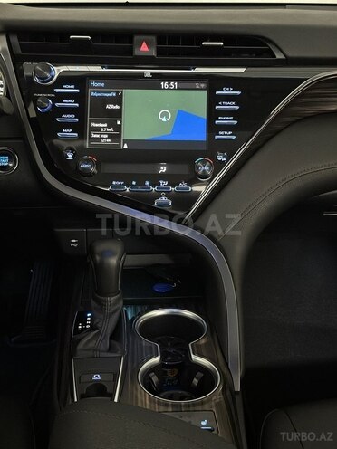 Toyota Camry-18