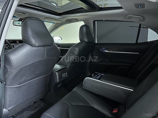 Toyota Camry-21