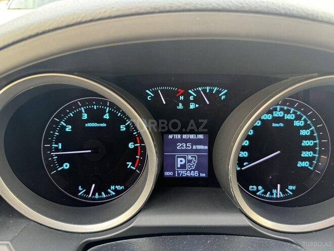 Toyota Land Cruiser 2011, 175,000 km - 4.0 l - Bakı