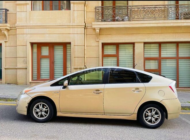 Toyota Prius 2009, 280,000 km - 1.8 l - Bakı