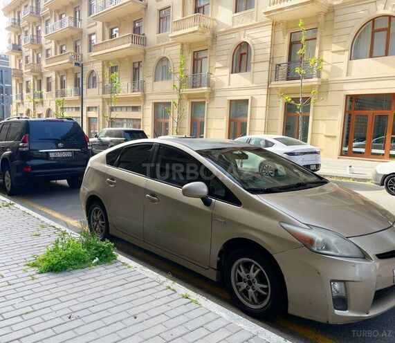Toyota Prius 2009, 280,000 km - 1.8 l - Bakı
