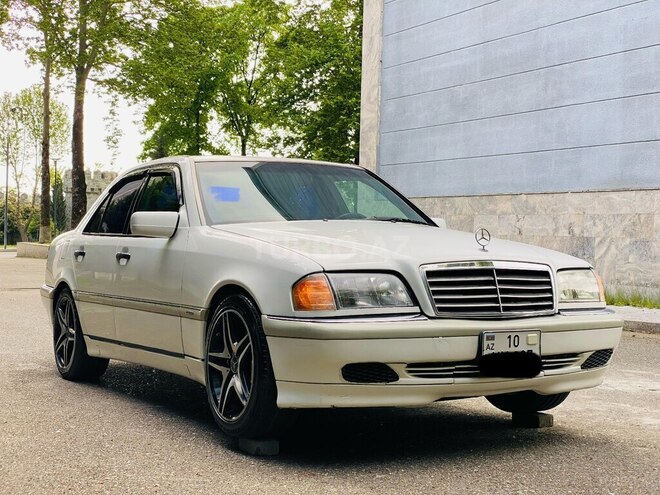 Mercedes C 230 1998, 354,788 km - 2.3 л - İsmayıllı