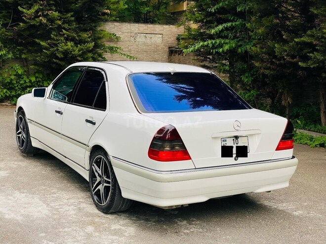 Mercedes C 230 1998, 354,788 km - 2.3 л - İsmayıllı