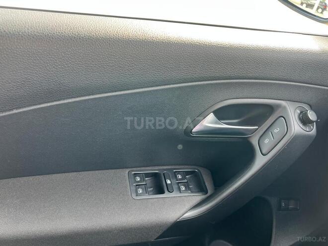 Volkswagen Polo 2019, 123,000 km - 1.6 l - Bakı