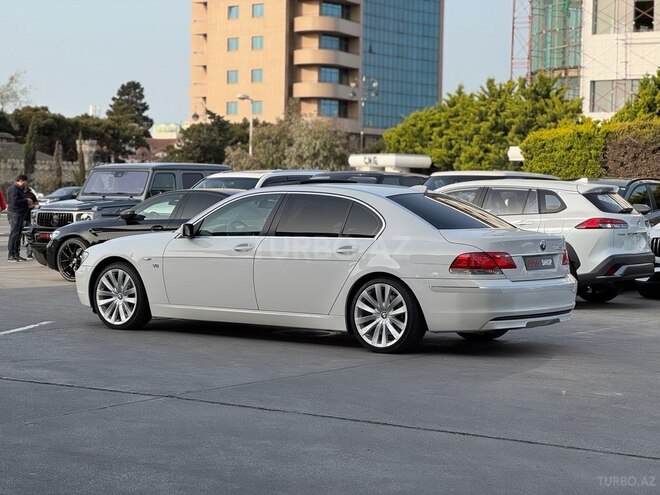 BMW 740-8