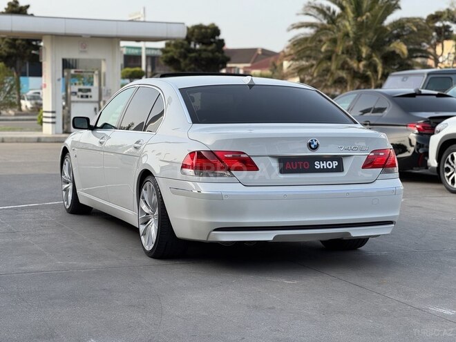BMW 740-6