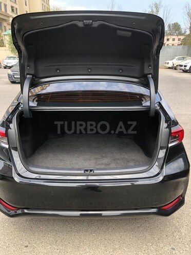 Toyota Corolla 2019, 117,000 km - 1.6 l - Bakı