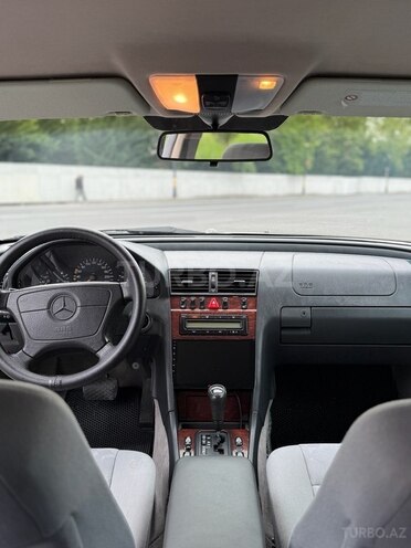 Mercedes C 180 1998, 269,000 km - 1.8 л - Qəbələ