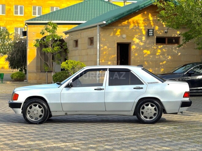 Mercedes 190 1990, 280,000 km - 2.0 l - Bakı