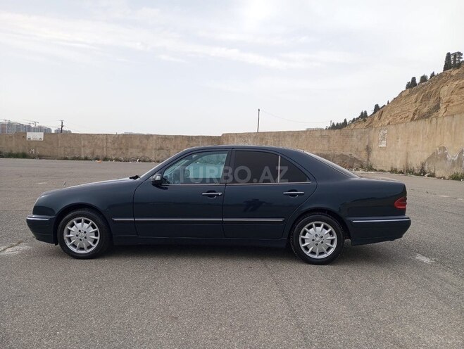 Mercedes E 270 2000, 435,000 km - 2.7 l - Bakı