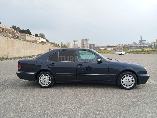 Mercedes E 270 2000, 435,000 km - 2.7 l - Bakı