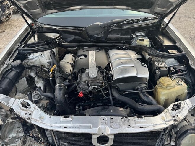Mercedes E 220 d 2001, 320,000 km - 2.2 л - Bakı