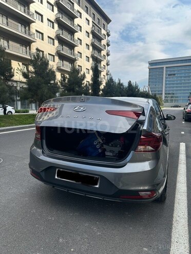 Hyundai Elantra 2019, 166,245 km - 2.0 l - Bakı