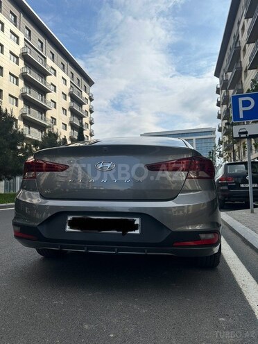 Hyundai Elantra 2019, 166,245 km - 2.0 l - Bakı