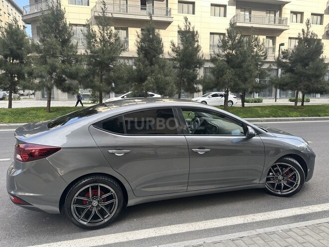 Hyundai Elantra 2019, 166,245 km - 2.0 l - Bakı