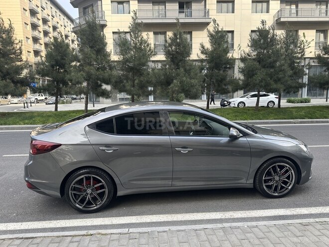 Hyundai Elantra 2019, 166,245 km - 2.0 l - Bakı
