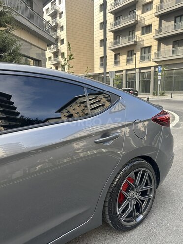 Hyundai Elantra 2019, 166,245 km - 2.0 l - Bakı