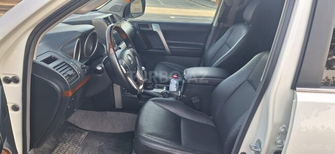 Toyota Land Cruiser Prado 2010, 189,000 km - 2.7 л - Şirvan