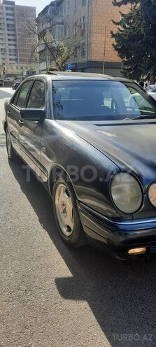 Mercedes E 230 1996, 350,000 km - 2.3 l - Bakı