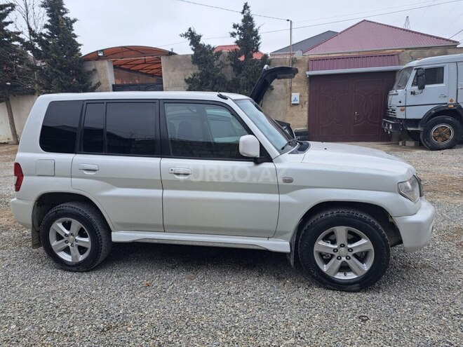 Mitsubishi Pajero io 2004, 350,000 km - 2.0 л - Bakı