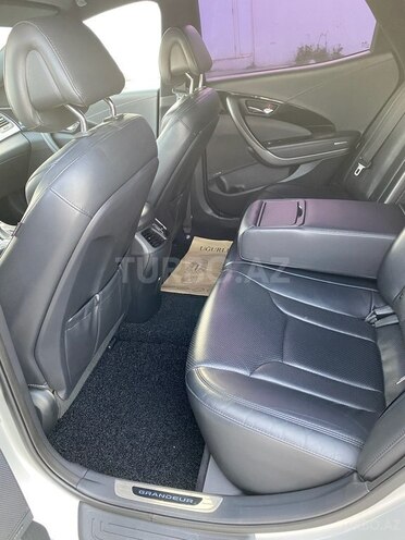 Hyundai Grandeur 2015, 179,000 km - 2.2 л - Bakı