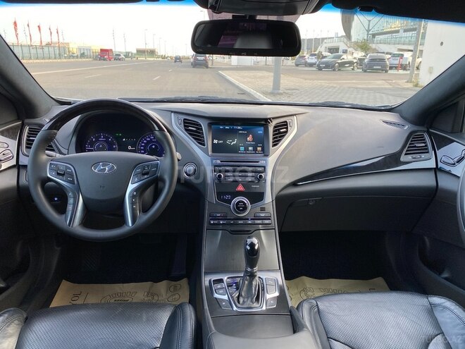 Hyundai Grandeur 2015, 179,000 km - 2.2 л - Bakı