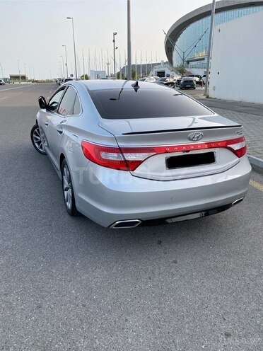 Hyundai Grandeur 2015, 179,000 km - 2.2 л - Bakı