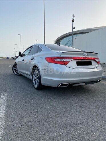 Hyundai Grandeur 2015, 179,000 km - 2.2 л - Bakı