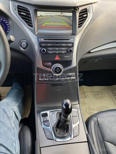 Hyundai Grandeur 2015, 179,000 km - 2.2 л - Bakı