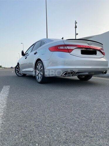 Hyundai Grandeur 2015, 179,000 km - 2.2 л - Bakı