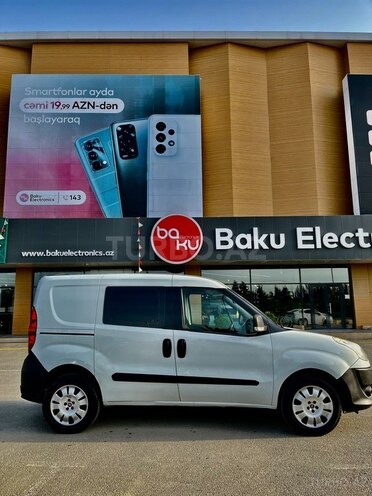 Fiat Doblo 2014, 280,000 km - 1.4 l - Bakı