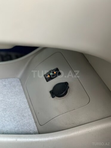 Toyota Prius 2010, 267,000 km - 1.8 l - Bakı