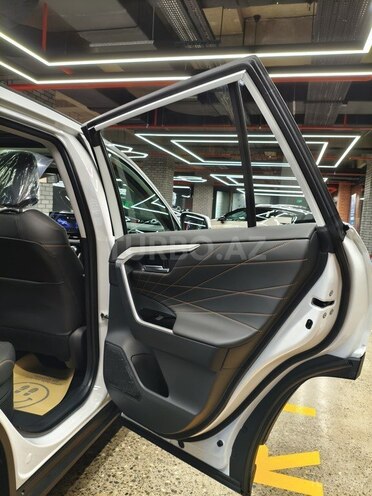 Toyota RAV4-19