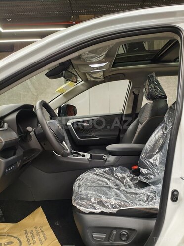 Toyota RAV4-10