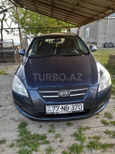 Kia Ceed 2007, 355 km - 1.6 l - Qobustan