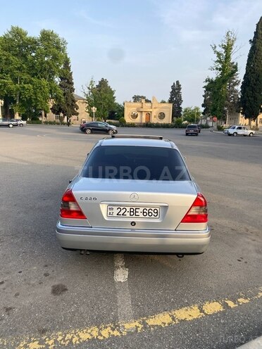 Mercedes C 220 1993, 248,677 km - 2.2 l - Goranboy