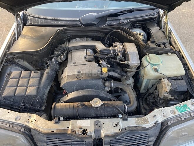 Mercedes C 220 1993, 248,677 km - 2.2 l - Goranboy