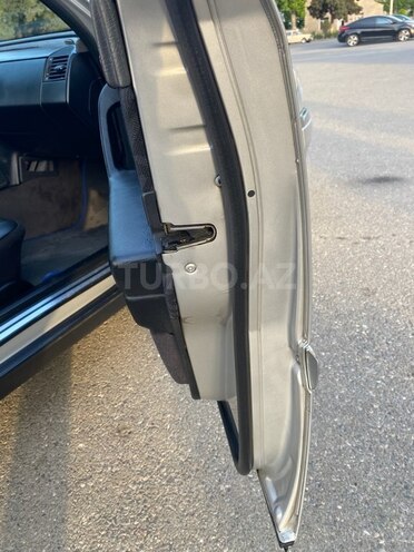 Mercedes C 220 1993, 248,677 km - 2.2 l - Goranboy