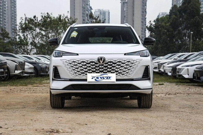 Changan CS 55 Plus 2025, 0 km - 1.5 л - Bakı