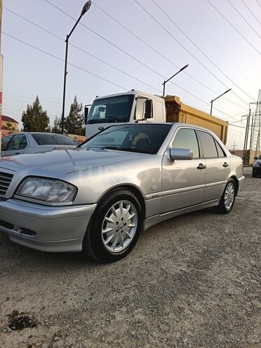 Mercedes C 220 d 1998, 483,206 km - 2.2 л - Bakı