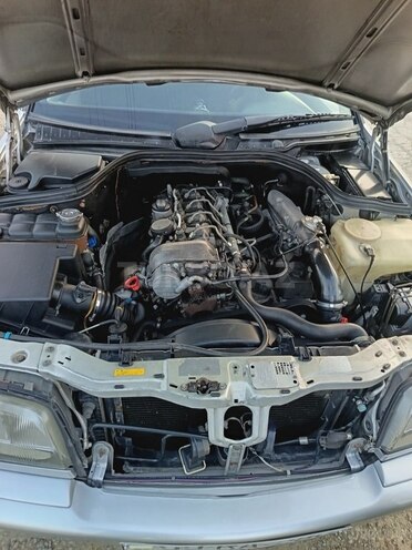 Mercedes C 220 d 1998, 483,206 km - 2.2 л - Bakı