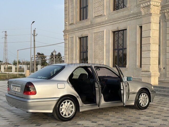Mercedes C 200 1999, 309,746 km - 2.0 л - Saatlı