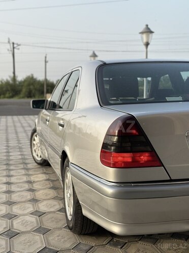 Mercedes C 200 1999, 309,746 km - 2.0 л - Saatlı