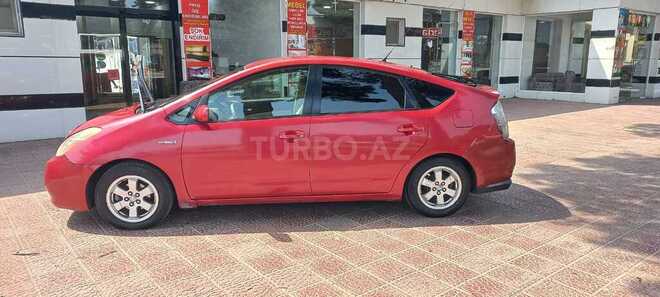Toyota Prius-5