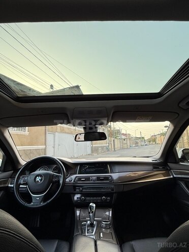 BMW 520 2013, 323,000 km - 2.0 l - Bakı