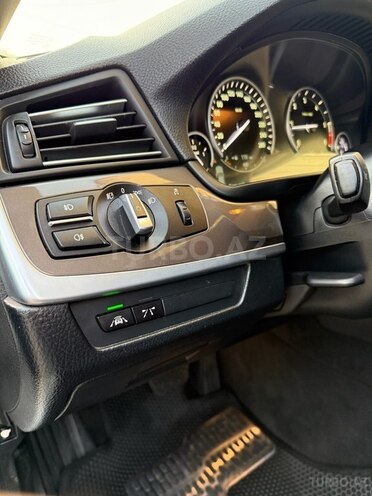 BMW 520 2013, 323,000 km - 2.0 l - Bakı