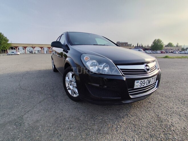 Opel Astra 2009, 174,000 km - 1.4 l - Gəncə